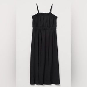 NWT H&M calf length jersey dress. Black. M.